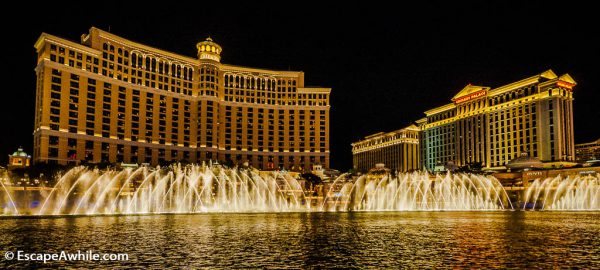 Evening fountain show in front of Belagios Hotel, Las Vegas