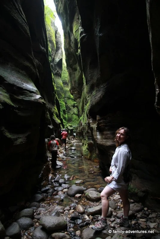 Entry to the Warrumbah Creek Gorge